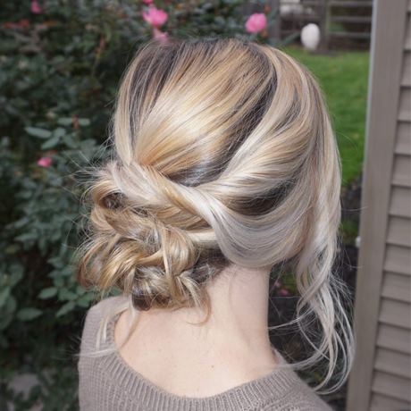 simple-prom-hairstyles-for-medium-hair-15_11 Simple prom hairstyles for medium hair