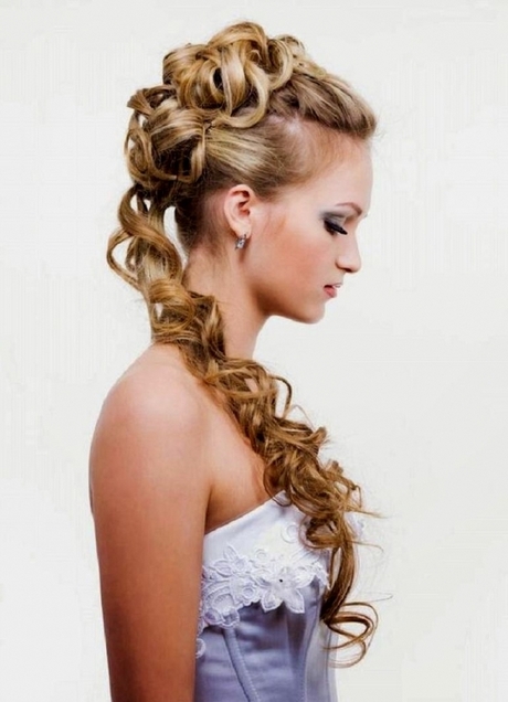 upstyle-hairstyles-for-long-hair-16_10 Upstyle hairstyles for long hair