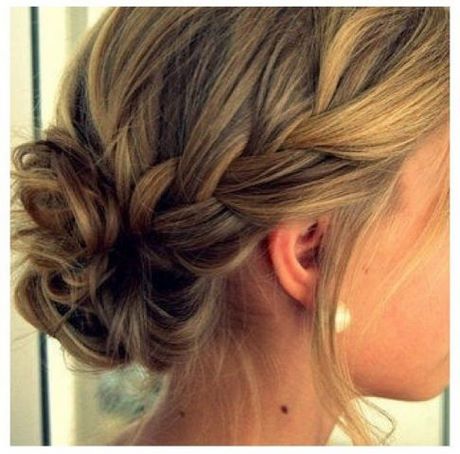 wedding-hairstyles-for-bridesmaids-with-medium-length-hair-08 Wedding hairstyles for bridesmaids with medium length hair