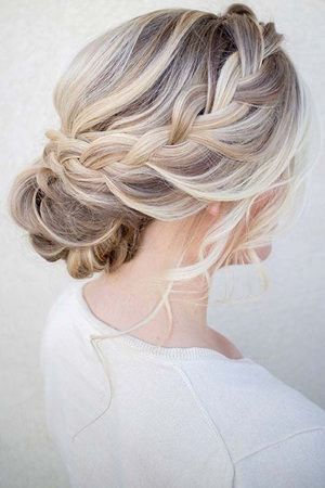 wedding-updos-for-long-hair-bridesmaids-70 Wedding updos for long hair bridesmaids