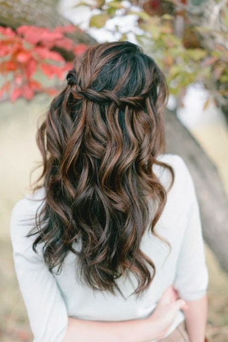 Cute Hairstyles For Medium Hair Down