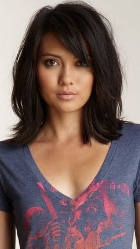 medium-length-hairstyles-dark-hair-63_20 Medium length hairstyles dark hair