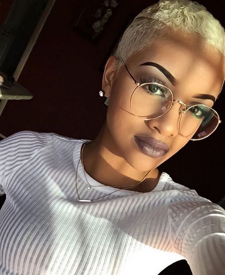 short-blonde-haircuts-for-black-women-04_7 Short blonde haircuts for black women