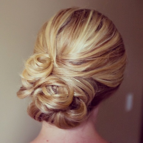 updo-hairstyles-for-thick-hair-23_9 Updo hairstyles for thick hair