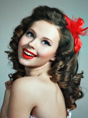 50s-pin-up-hairstyles-for-long-hair-06_7 50s pin up hairstyles for long hair