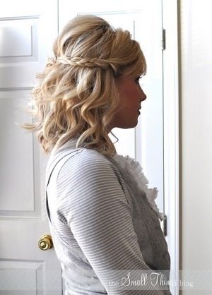 curly-half-up-half-down-hairstyles-for-short-hair-29_13 Curly half up half down hairstyles for short hair