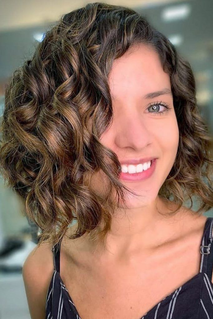 easy-updos-for-short-curly-hair-28_13 Easy updos for short curly hair