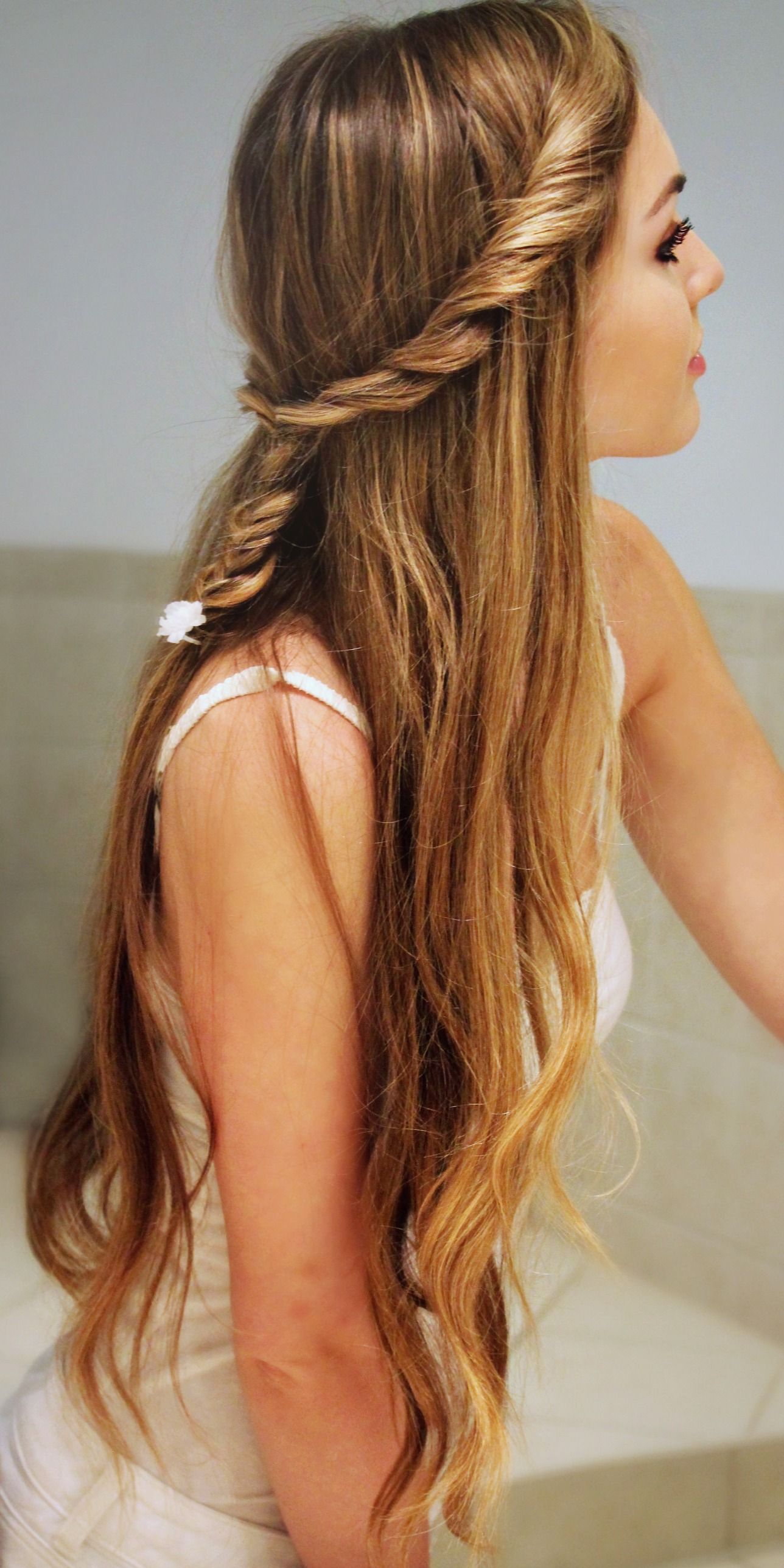 girl-cute-hairstyles-for-long-hair-85_17 Girl cute hairstyles for long hair