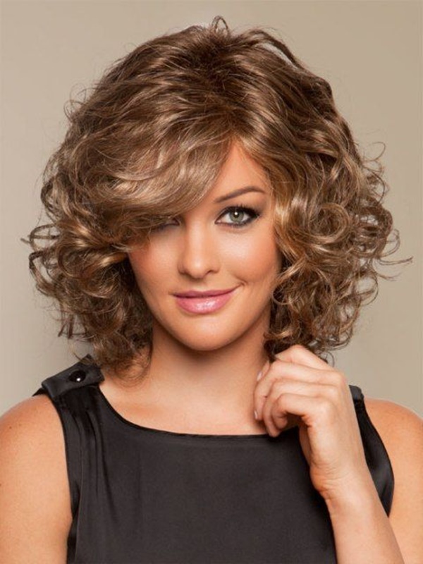 hairstyle-for-wavy-hair-with-round-face-10_2 Hairstyle for wavy hair with round face