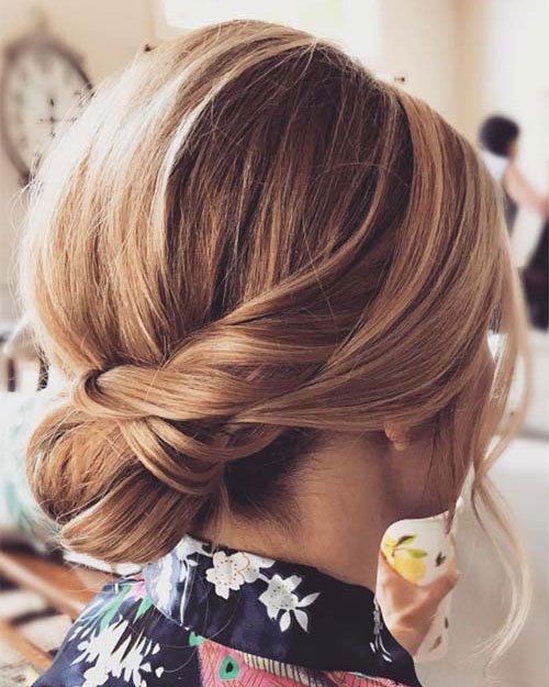 short-wavy-hair-updo-19_8 Short wavy hair updo