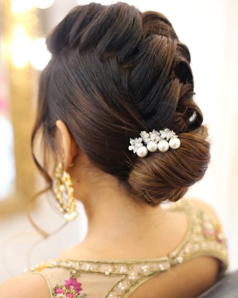 updo-hairstyles-for-round-faces-19_13 Updo hairstyles for round faces