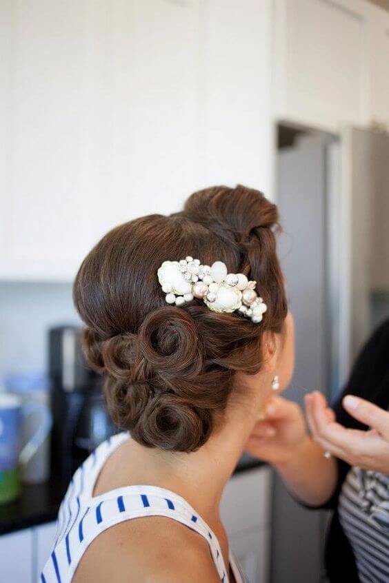 vintage-wedding-updo-66_19 Vintage wedding updo