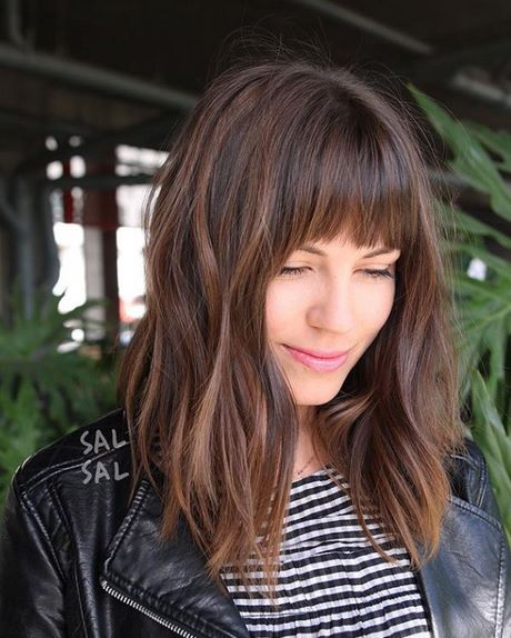 best-haircuts-with-bangs-17_10 Best haircuts with bangs