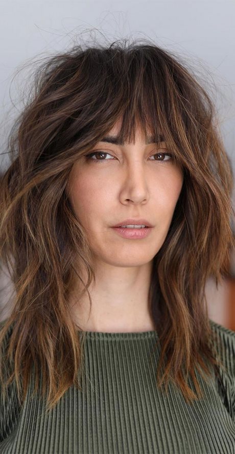 modern-haircuts-with-bangs-21_3 Modern haircuts with bangs