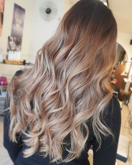 pretty-blonde-hairstyles-83_14 Pretty blonde hairstyles