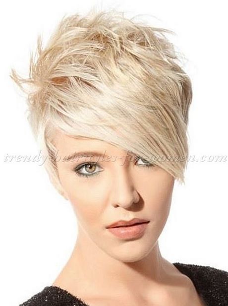 short-hairstyles-with-long-fringe-17_5 Short hairstyles with long fringe