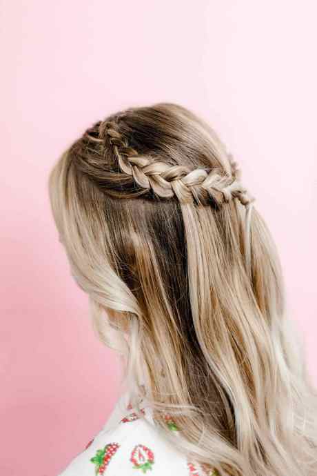 some-easy-and-beautiful-hairstyles-28_15 Some easy and beautiful hairstyles