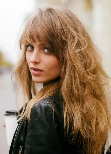 thick-hairstyles-with-bangs-79_14 Thick hairstyles with bangs