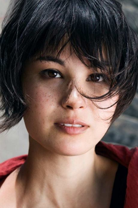 womens-short-haircuts-with-bangs-52_8 Womens short haircuts with bangs