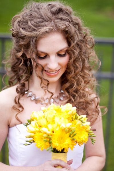 curly-hairstyles-for-a-wedding-52_17 Curly hairstyles for a wedding