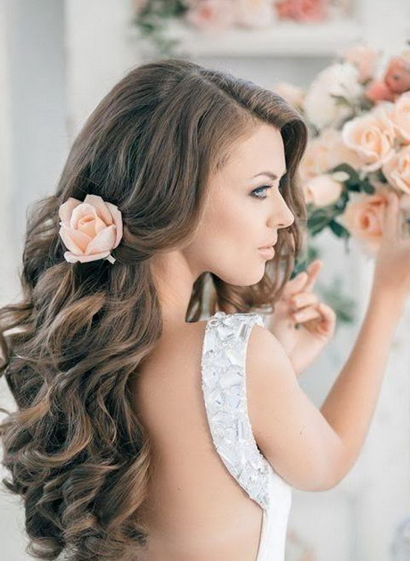 hairstyles-for-long-hair-on-wedding-day-04_19 Hairstyles for long hair on wedding day