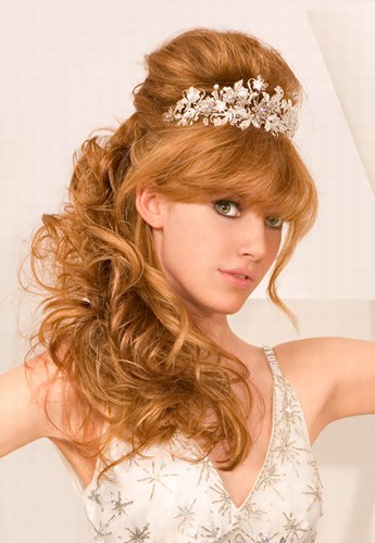 hairstyles-for-wedding-day-long-hair-08_14 Hairstyles for wedding day long hair