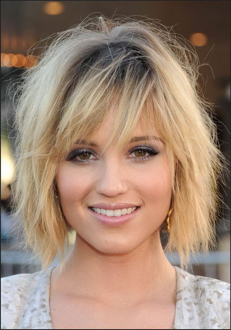 hairstyles-short-medium-56_12 Hairstyles short medium