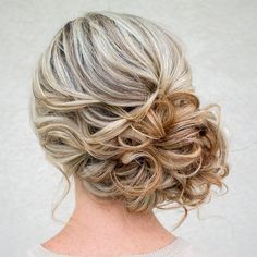 hairstyles-updos-wedding-17_16 Hairstyles updos wedding