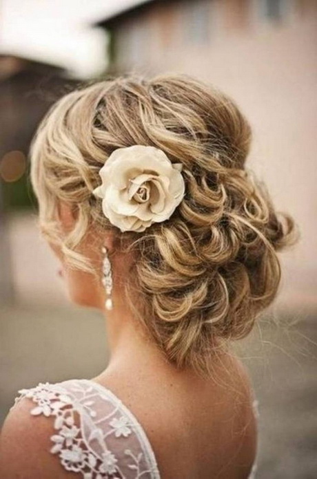 hairstyles-updos-wedding-17_9 Hairstyles updos wedding