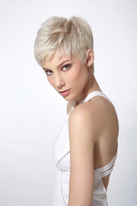 short-hairstyles-for-thin-straight-hair-20_5 Short hairstyles for thin straight hair