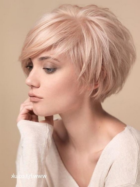 short-to-medium-hairstyles-for-thin-hair-63_9 Short to medium hairstyles for thin hair