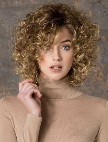 curly-short-haircuts-2018-72_6 Curly short haircuts 2018