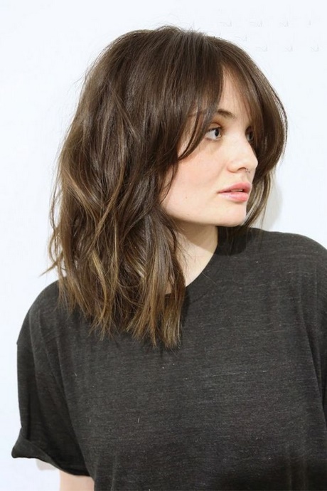 medium-length-layered-hairstyles-2018-93_9 Medium length layered hairstyles 2018