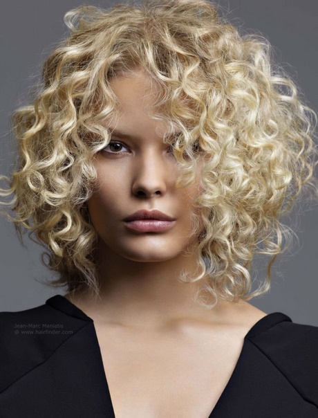 short-curly-haircuts-2018-20_5 Short curly haircuts 2018