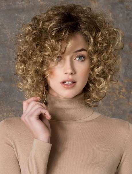 short-hairstyles-for-wavy-hair-2018-25_6 Short hairstyles for wavy hair 2018