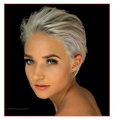 short-womens-hairstyles-2018-21_10 Short womens hairstyles 2018