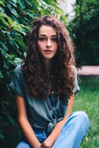 long-curly-hairstyles-2019-69_3 Long curly hairstyles 2019