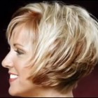2015 short hairstyles for women over 40