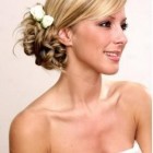 Popular bridal hairstyles