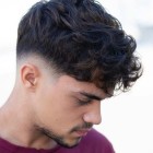 Haircuts for wavy hair 2022