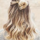 Simple and fast hairstyles